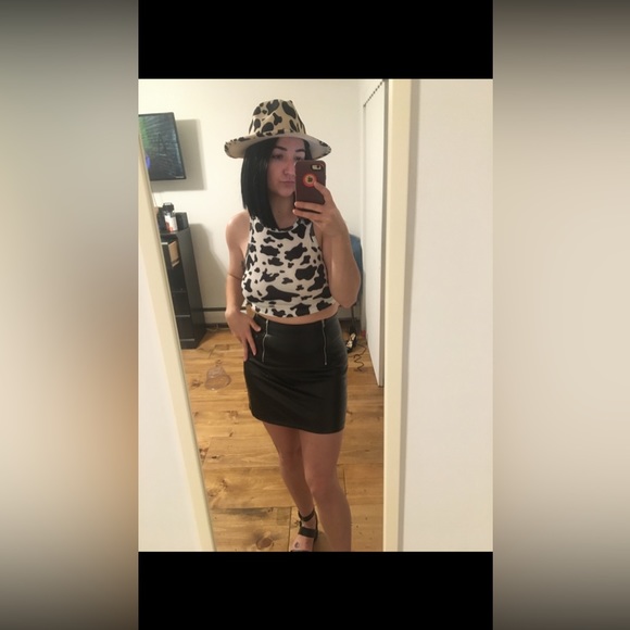 🟢BOGO FREE🟢 Two Tone Fedora Hat 🐮 - Picture 4 of 7